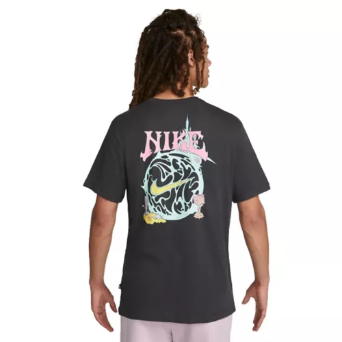 Men's Nike Sportswear Fantasy GFX T-Shirt 3 Men's Nike Sportswear Fantasy GFX T-Shirt